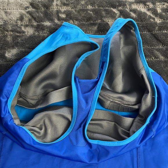 Nike Dry Fit Plus Size workout tank - Picture 6 of 10